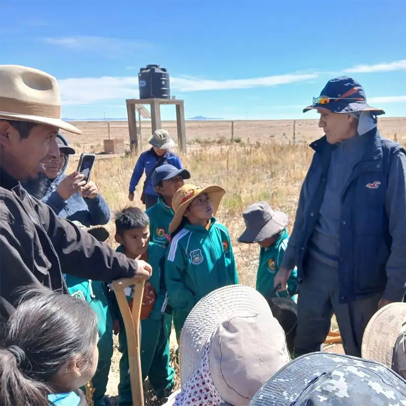 To achieve a truly sustainable impact, ECOTOP also attaches great importance to educating children and young people. To achieve a truly sustainable impact, ECOTOP also attaches great importance to educating children and young people.